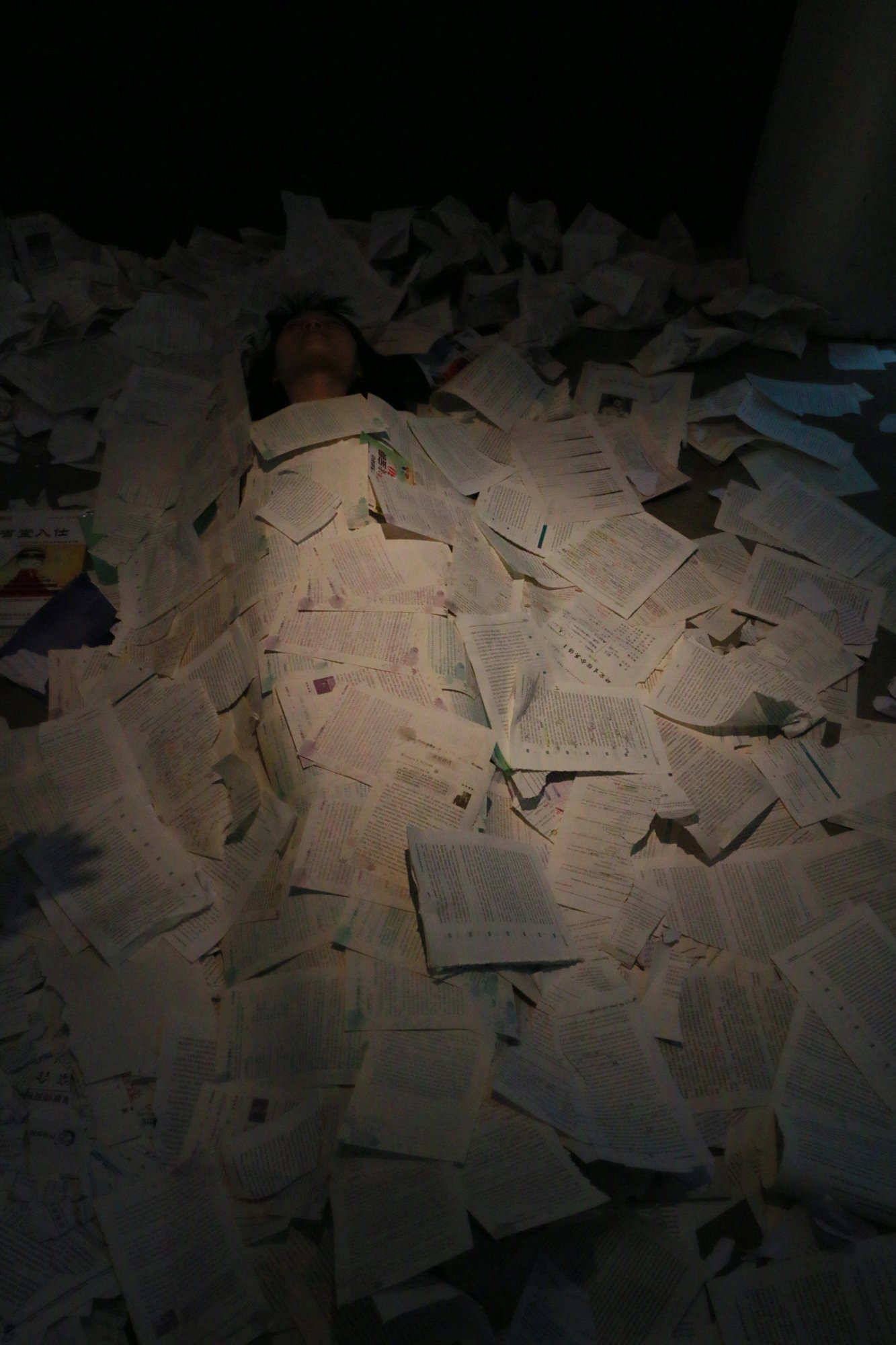 Untitled, 2016, Nanchong, performance by chuchu